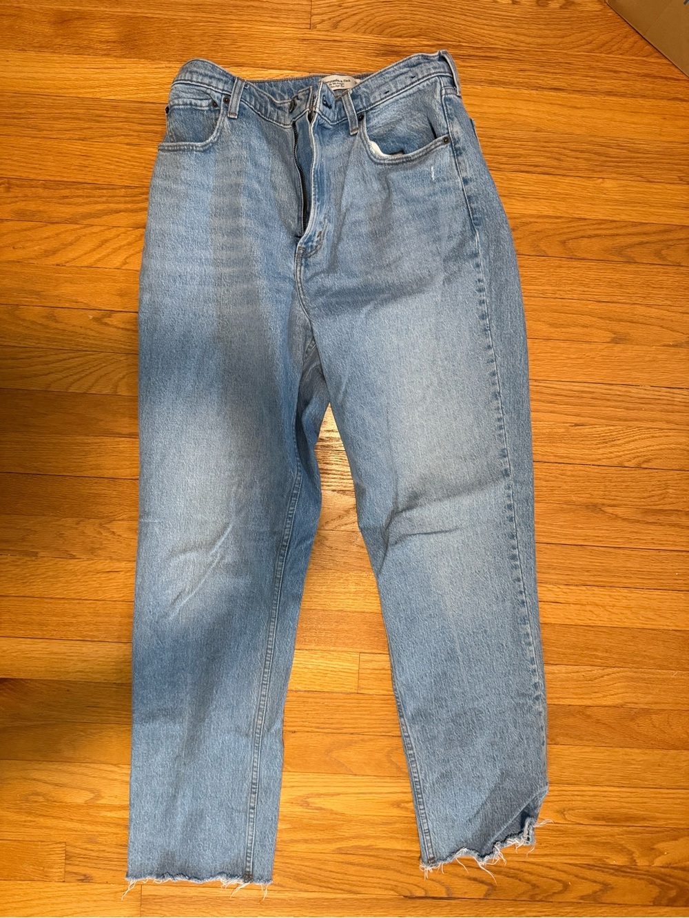 Abercrombie Curve Love The 90s Straight Ultra High-Rise size 12 Long